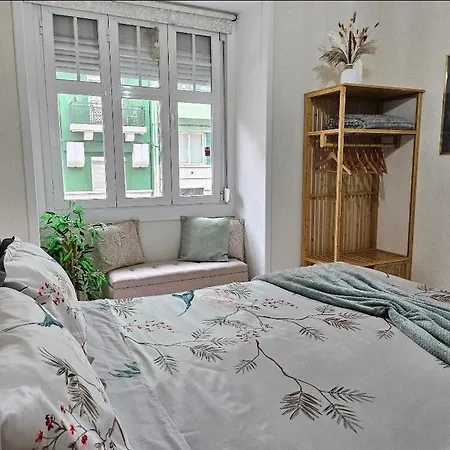 Double Bedroom In Apartment With Terrace Center Lisbon * Lisboa